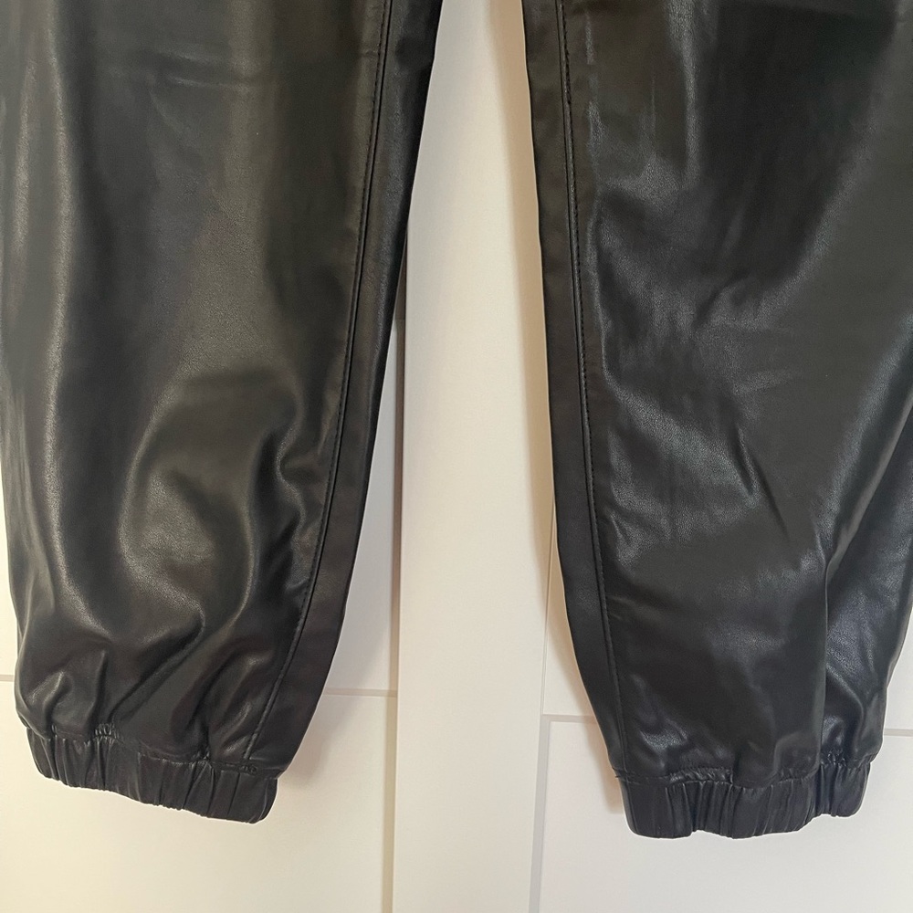 Pants - Picture 2 of 4